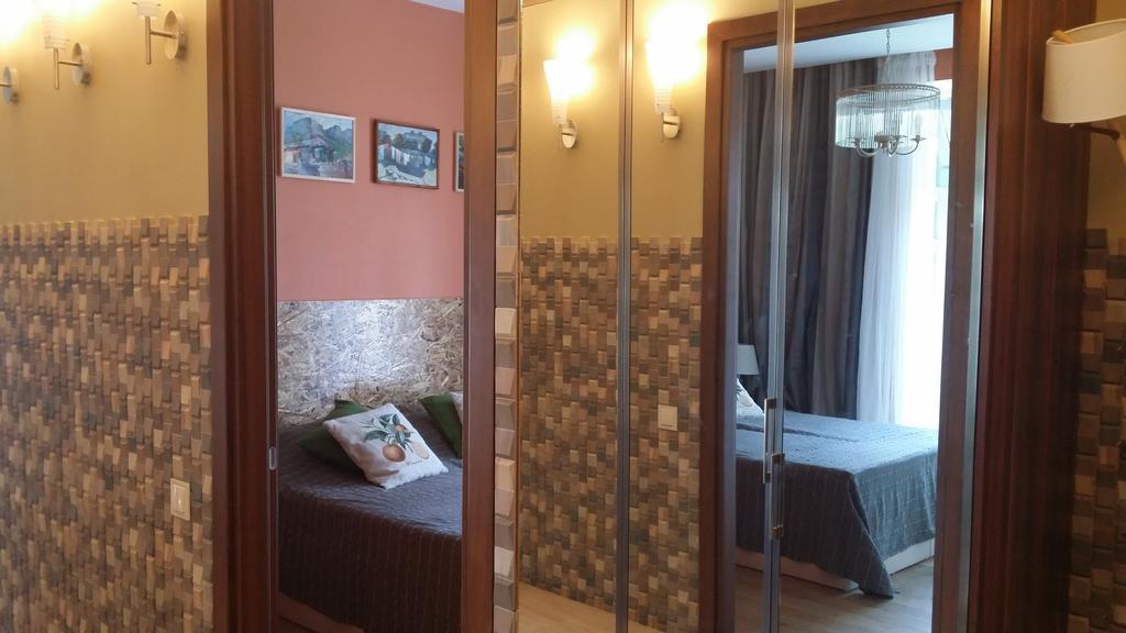 Ferienwohnung Art Cascade Erivan Zimmer foto